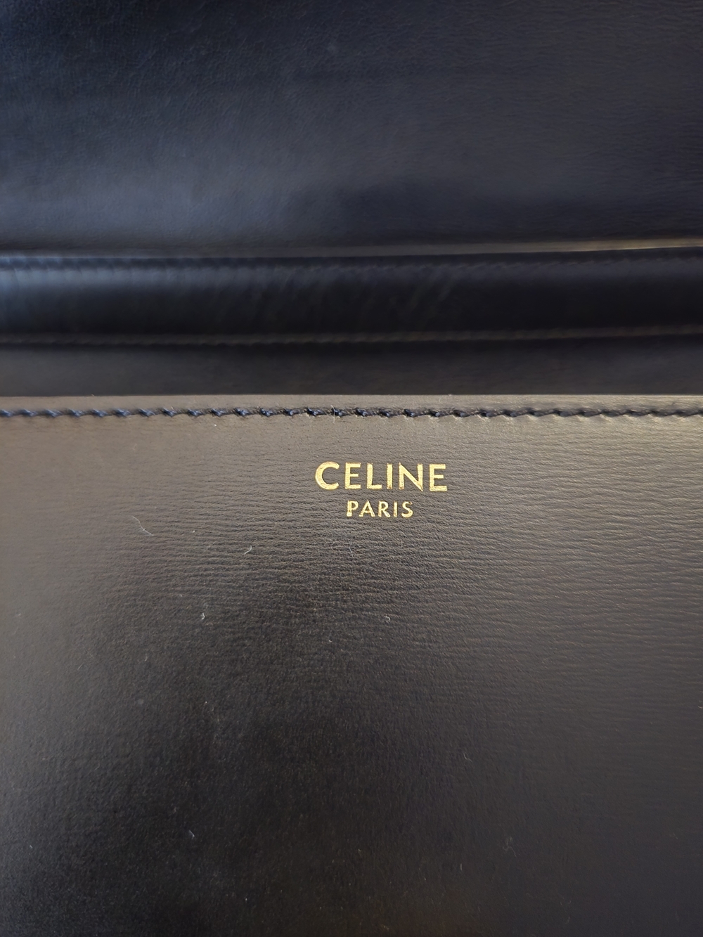 Celine Classic Box Bag In Black Size Medium - Picture 2 of 10